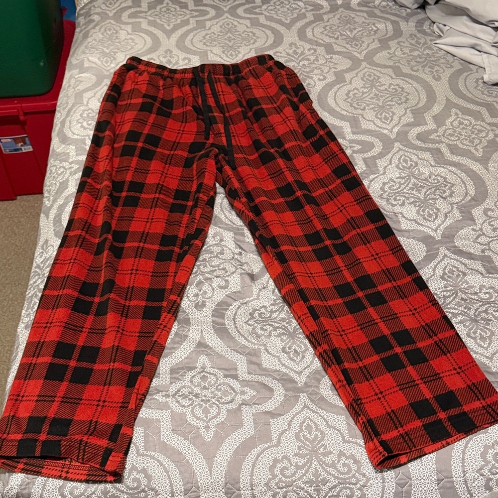 Stafford Red and Black Plaid Fleece Jogger Pants